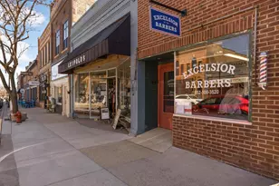 19635 Hillside St, Deephaven, MN 55331 - Photo 45