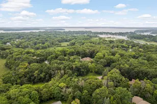 19635 Hillside St, Deephaven, MN 55331 - Photo 39