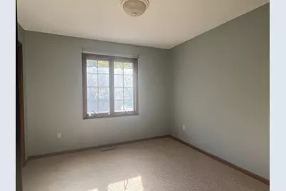 703 Northern Hills Drive NE, Rochester, MN 55906 - Photo 13