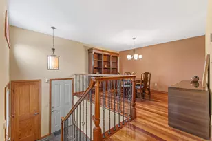 5680 Donegal Dr, Shoreview, MN 55126 - Photo 5