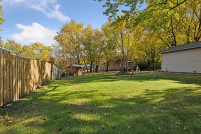 820 Hallam Avenue N, Mahtomedi, MN 55115 - Photo 33