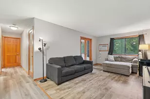 221 Grand Ave W, South Saint Paul, MN 55075 - Photo 7