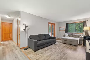 221 Grand Ave W, South Saint Paul, MN 55075 - Photo 7