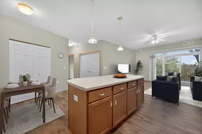 1880 3rd Avenue NW #211, Rochester, MN 55901 - Photo 7