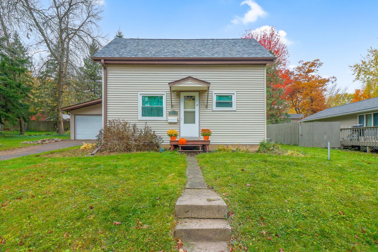 659 Park Ave, New Richmond, WI 54017 - MLS 6808587 - Coldwell Banker