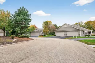 1731 Donegal Dr, Woodbury, MN 55125 - Photo 29
