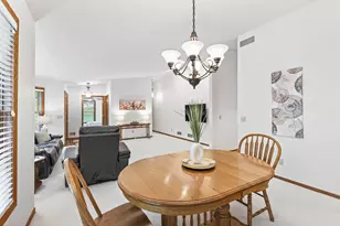 1731 Donegal Dr, Woodbury, MN 55125 - Photo 9