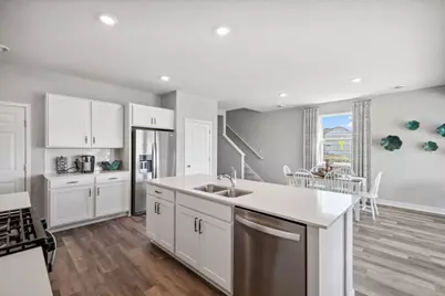 201 Snowdrop Trail, Waconia, MN 55387 - Photo 11