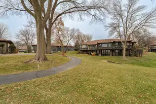 1227 19th Ave NE, Rochester, MN 55906 - Photo 39