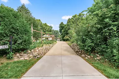 2431 S Shore Boulevard, White Bear Lake, MN 55110 - Photo 75