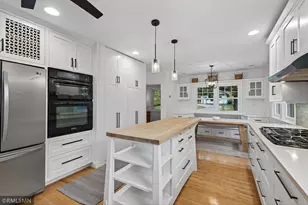 2431 S Shore Blvd, White Bear Lake, MN 55110 - Photo 7