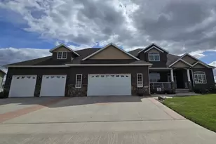 1007 6th Ave NE, Dilworth, MN 56529 - Photo 1