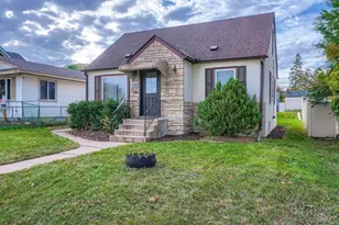 684 37th Ave NE, Minneapolis, MN 55421 - Photo 1