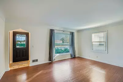 684 37th Avenue NE, Minneapolis, MN 55421 - Photo 5