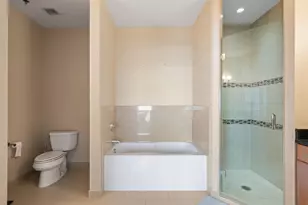 929 Portland Ave, Minneapolis, MN 55404 - Photo 39