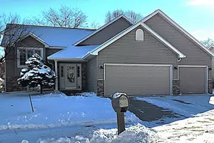 920 Plymouth Ln NW, Rochester, MN 55901 - Photo 1