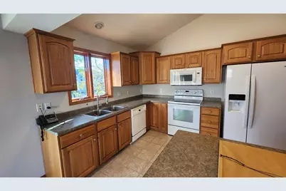 920 Plymouth Lane NW, Rochester, MN 55901 - Photo 5