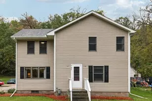 747 21st St, Red Wing, MN 55066 - Photo 3