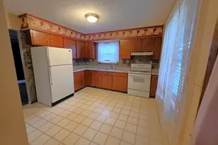 653 N 2nd St, New Richmond, WI 54017 - Photo 9