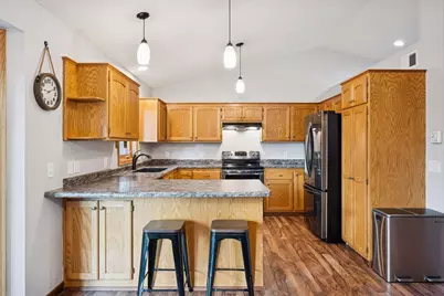 1415 Central Avenue SW, Cambridge, MN 55008 - Photo 11