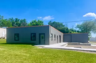 76 21st St, Newport, MN 55055 - Photo 1