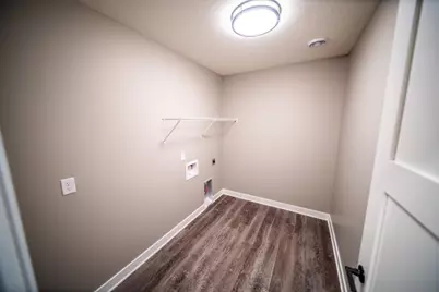 809 5th Avenue NW, Dodge Center, MN 55927 - Photo 29