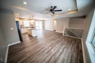 809 5th Ave NW, Dodge Center, MN 55927 - Photo 5