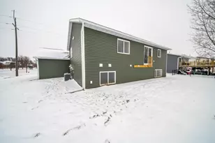 809 5th Ave NW, Dodge Center, MN 55927 - Photo 39