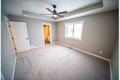 809 5th Avenue NW, Dodge Center, MN 55927 - Photo 17