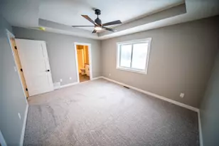 809 5th Ave NW, Dodge Center, MN 55927 - Photo 17