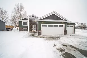 809 5th Ave NW, Dodge Center, MN 55927 - Photo 37