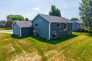 809 5th Ave NW, Dodge Center, MN 55927 - Photo 39