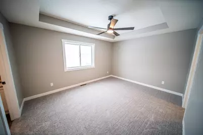 809 5th Avenue NW, Dodge Center, MN 55927 - Photo 15