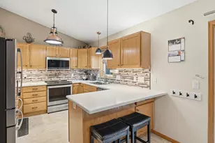 113 Bunker Ct, Mankato, MN 56001 - Photo 11