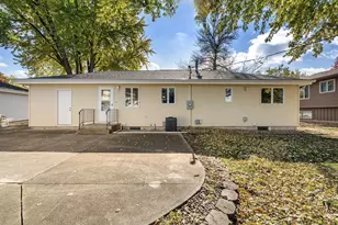 313 Glenn Rd, Albert Lea, MN 56007 - Photo 11