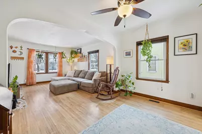 3925 Perry Avenue N, Robbinsdale, MN 55422 - Photo 5