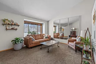 17330 Bataan St NE, Ham Lake, MN 55304 - Photo 5