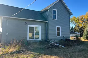 326 N W 1st St, Granada, MN 56039 - Photo 5