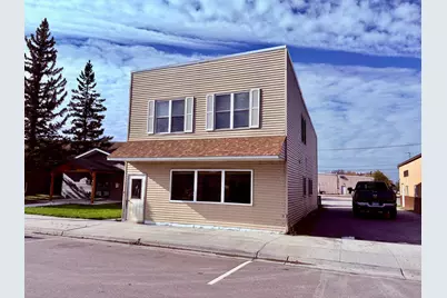 109 Main Avenue S, Baudette, MN 56623 - Photo 1