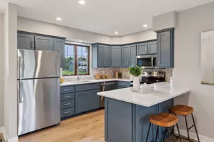 705 Highland Dr, New Prague, MN 56071 - Photo 1