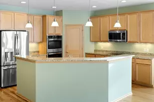 7425 Peony Ln N, Maple Grove, MN 55311 - Photo 21