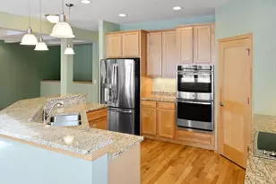 7425 Peony Ln N, Maple Grove, MN 55311 - Photo 25