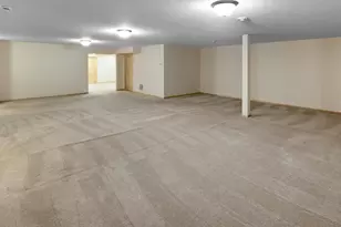 7425 Peony Ln N, Maple Grove, MN 55311 - Photo 51