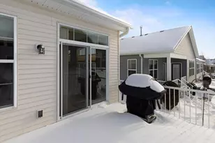 7425 Peony Ln N, Maple Grove, MN 55311 - Photo 11