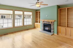 7425 Peony Ln N, Maple Grove, MN 55311 - Photo 29