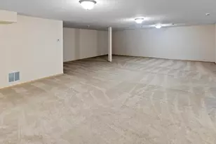 7425 Peony Ln N, Maple Grove, MN 55311 - Photo 47