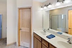 7425 Peony Ln N, Maple Grove, MN 55311 - Photo 43