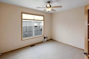 7425 Peony Ln N, Maple Grove, MN 55311 - Photo 15