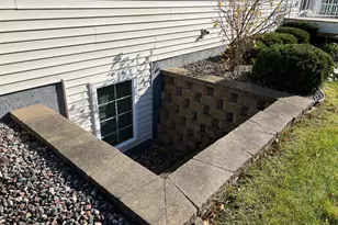 7425 Peony Ln N, Maple Grove, MN 55311 - Photo 9