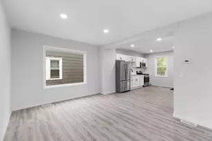 687 Lexington Pkwy N, Saint Paul, MN 55104 - Photo 7